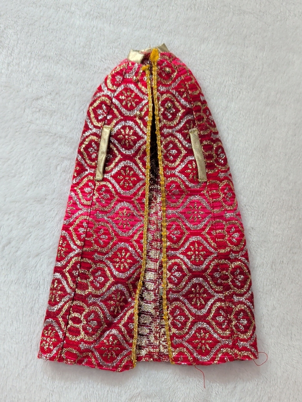 1977 Superstar Barbie "Shine For TV Time" Cape